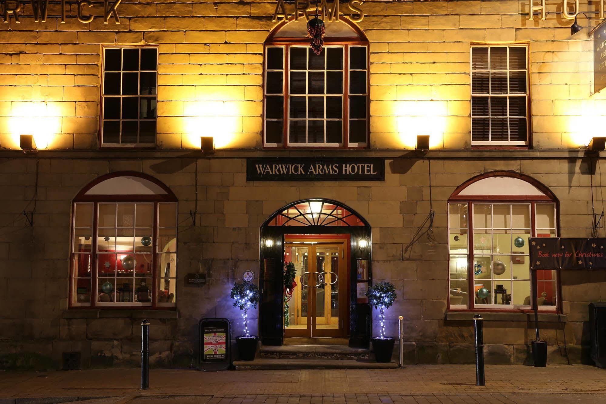 The Warwick Arms Hotel Exterior foto